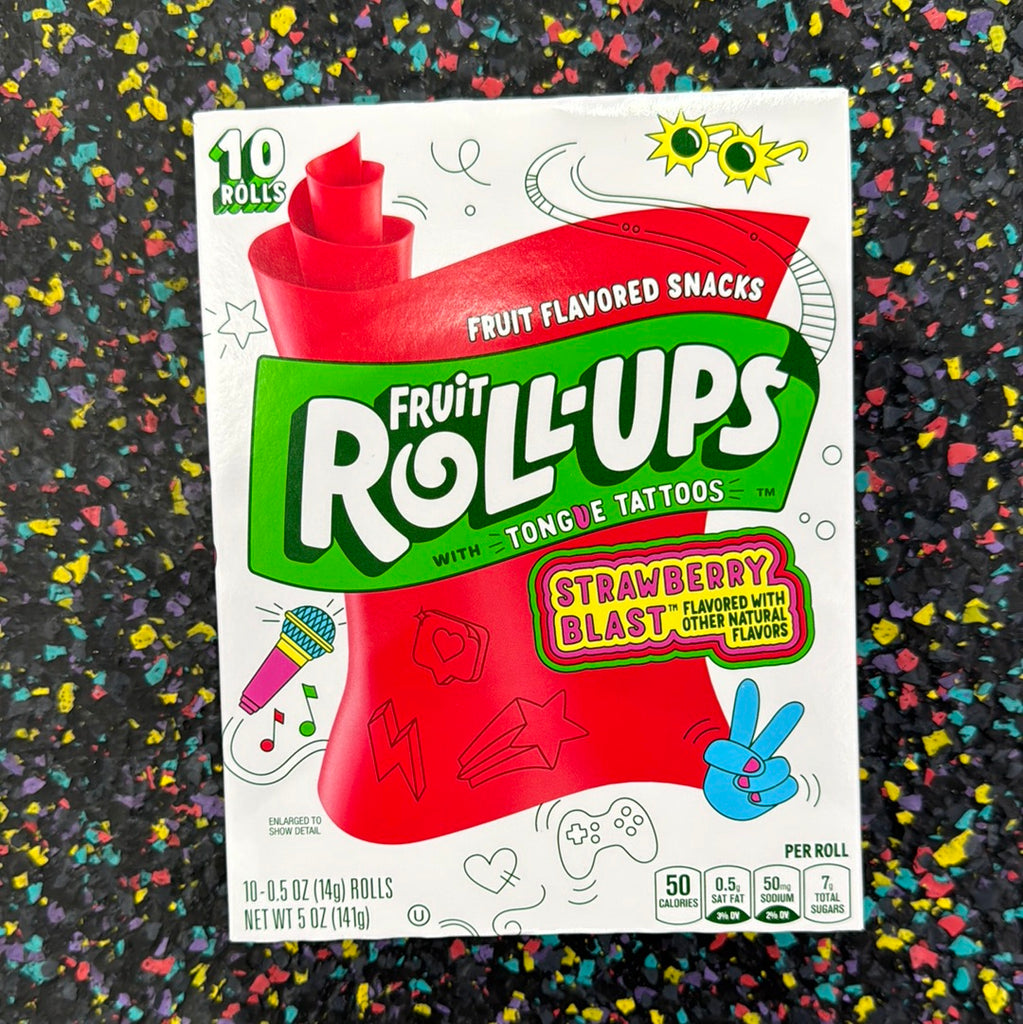 FRUIT ROLL-UPS Strawberry Blast 141g