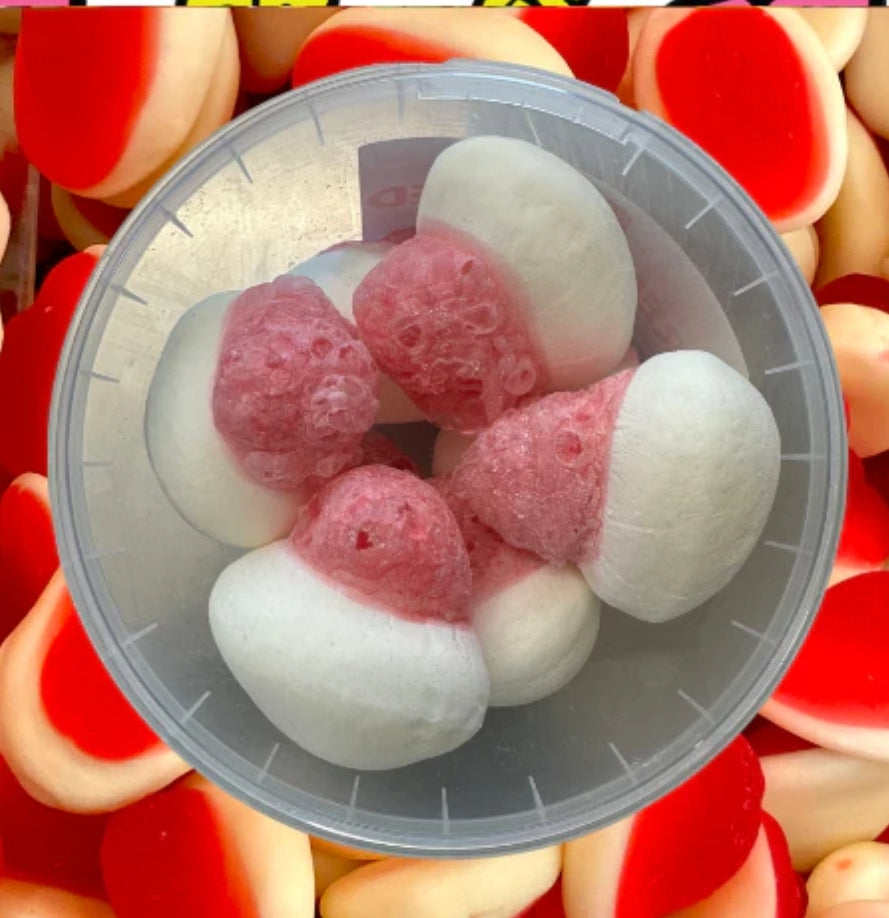 FREEZE DRIED ALLEN'S STRAWBERRY & CREAM LARGE