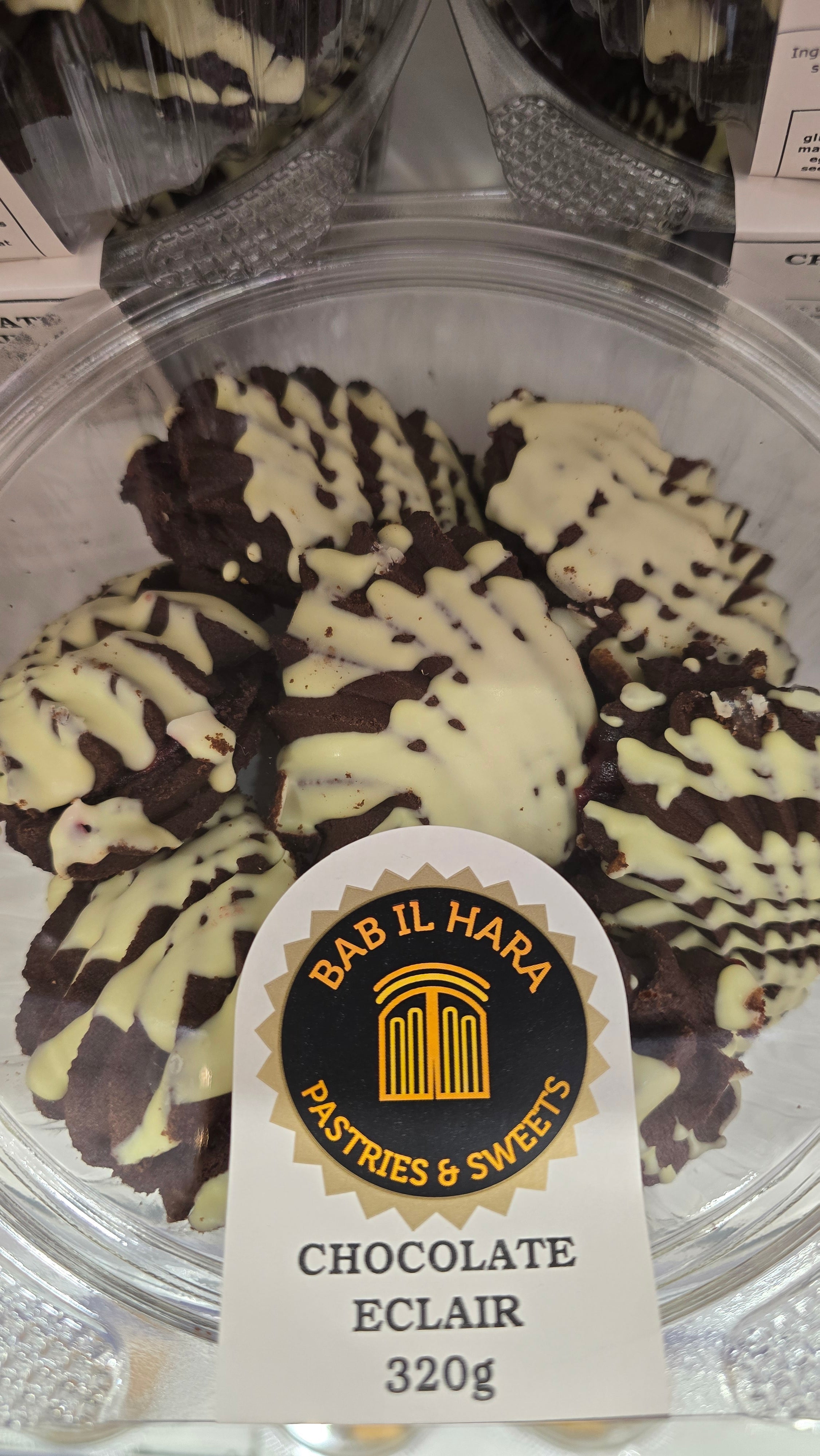 Chocolate Eclair 320g